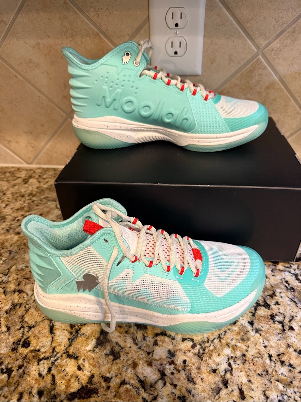 Moolah Women's Neovolt Pro v3 Basketball Shoes size 8.5